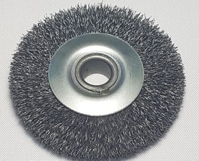 Escova de Aço Miniatura 75mmx13mm Com Furo 4500RPM 3610.05010 